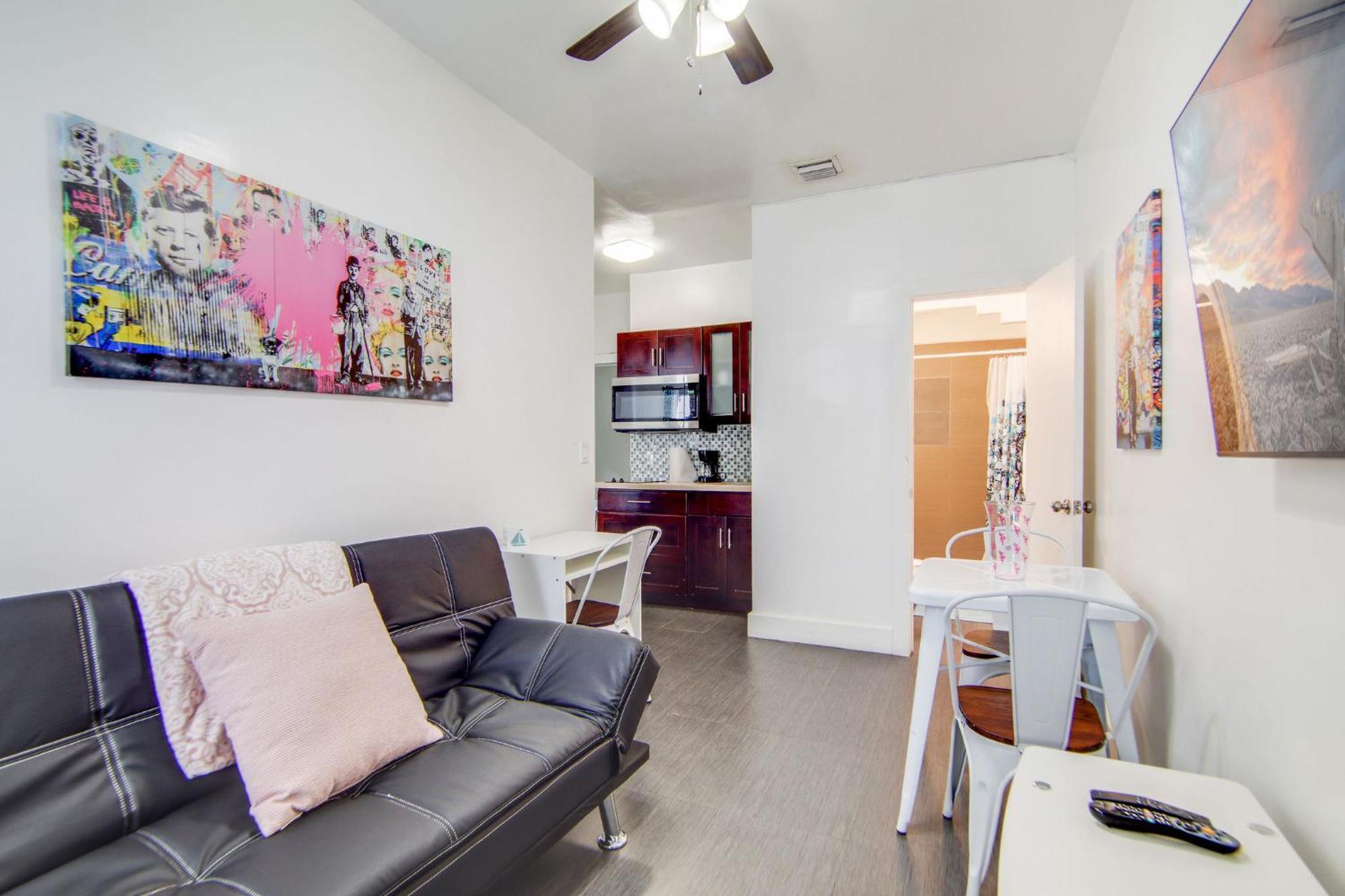 Apartment Comfy 1 B/r, Near Ocean Dr & - South
