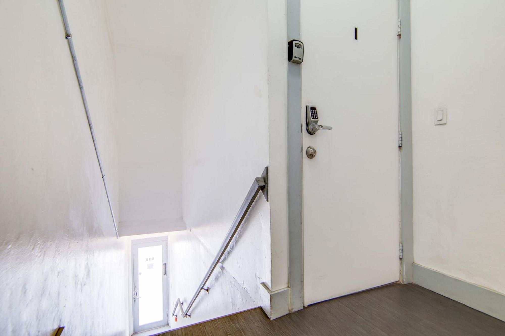 Comfy 1 B/r, Near Ocean Dr & - South Apartment *