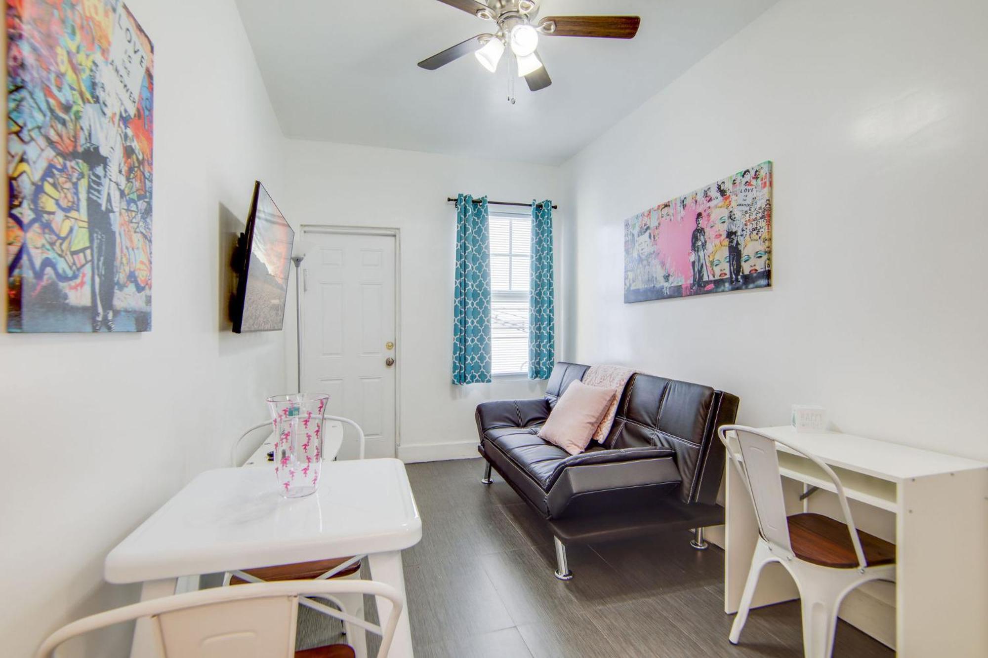 Comfy 1 B/r, Near Ocean Dr & - South Apartment *