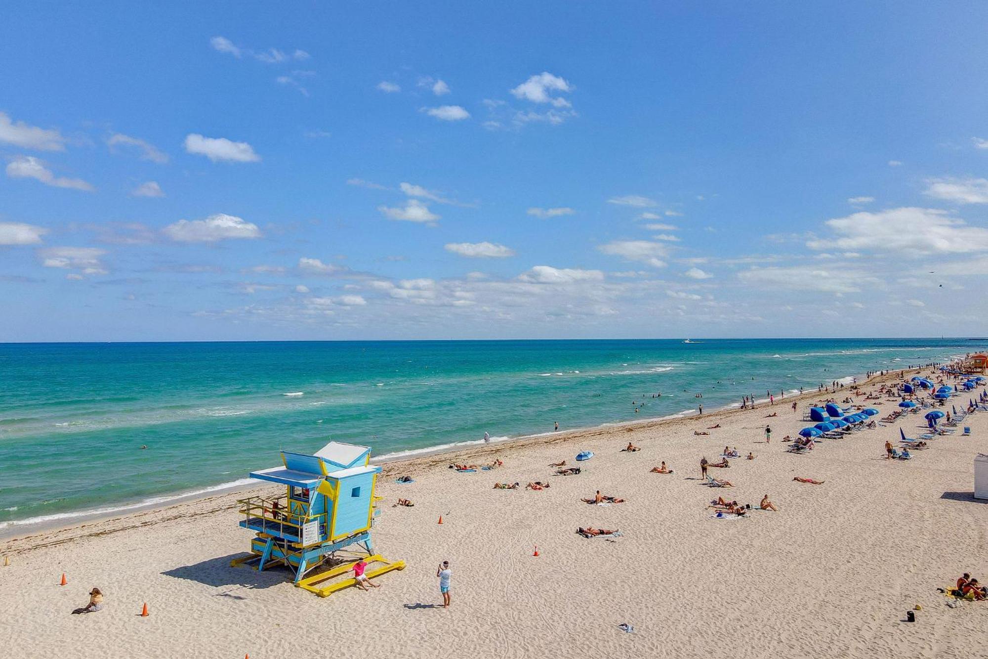 Steps 2 Beach, Ocean Drive Deco W/2 Queen Beds Apartment Miami Beach
