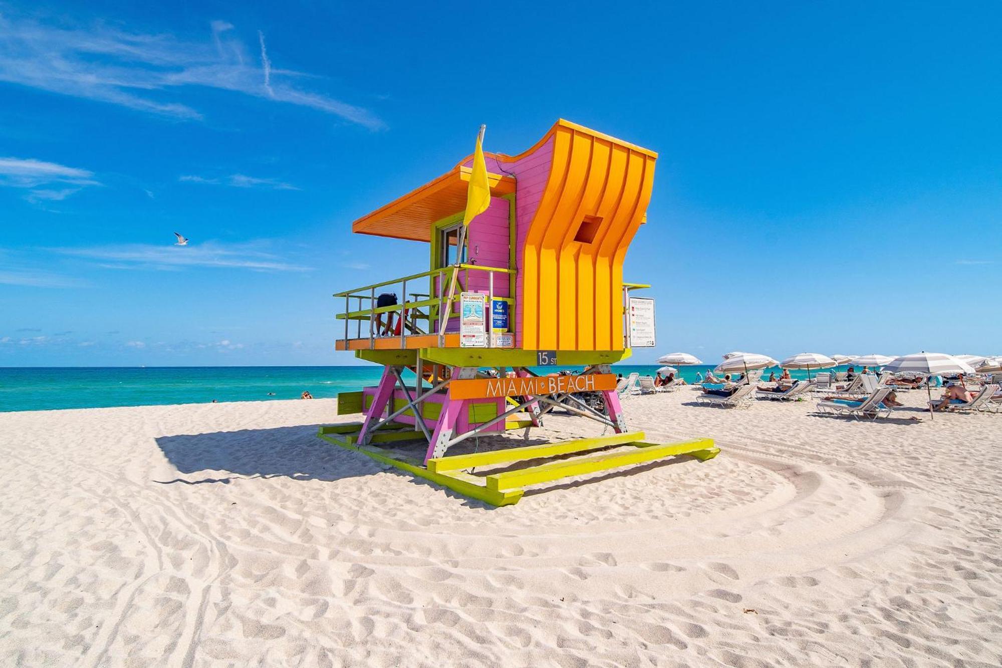 Apartment Private Ocean Dr W/2 Queen Beds, Steps 2