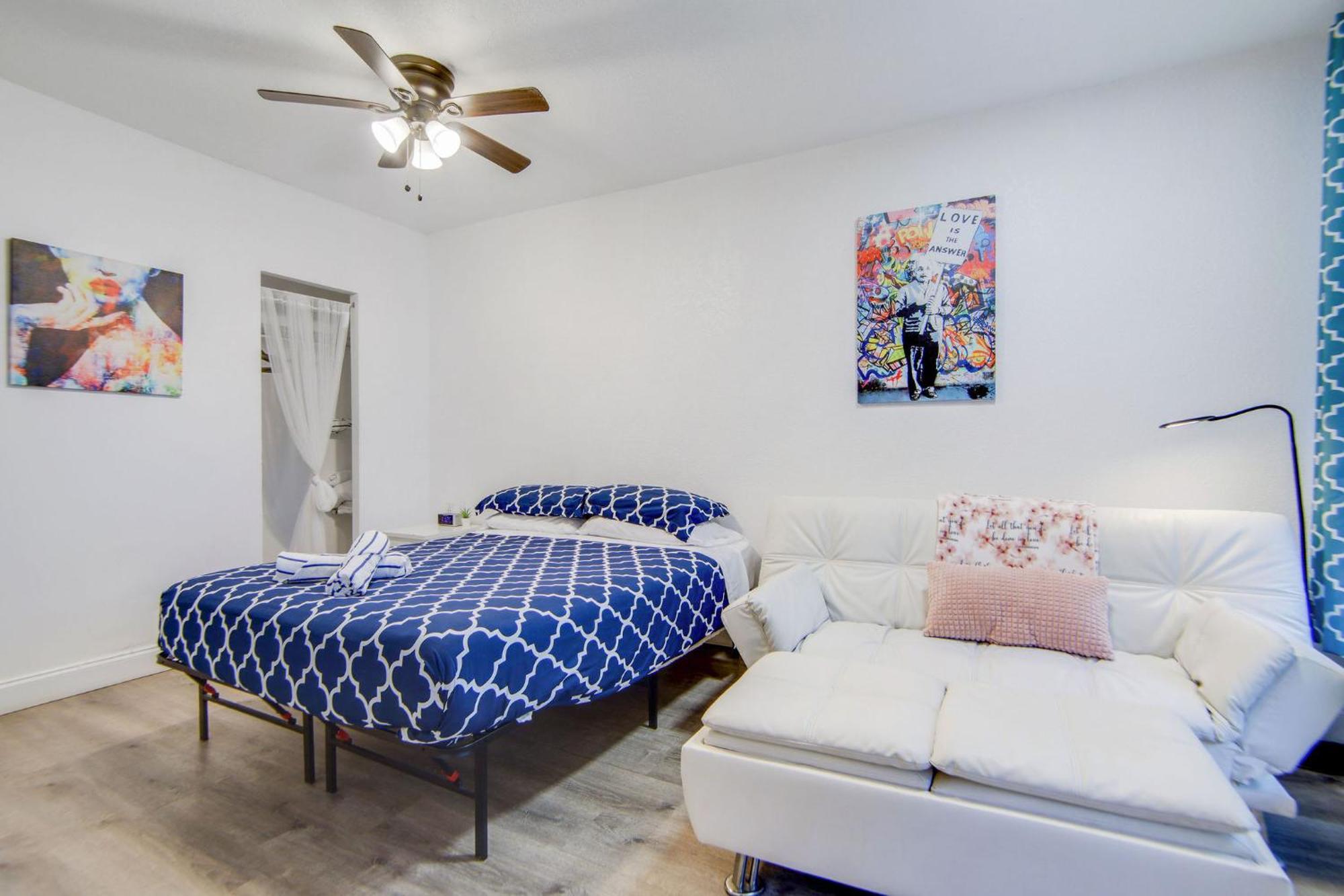 Private Ocean Dr W/2 Queen Beds, Steps 2