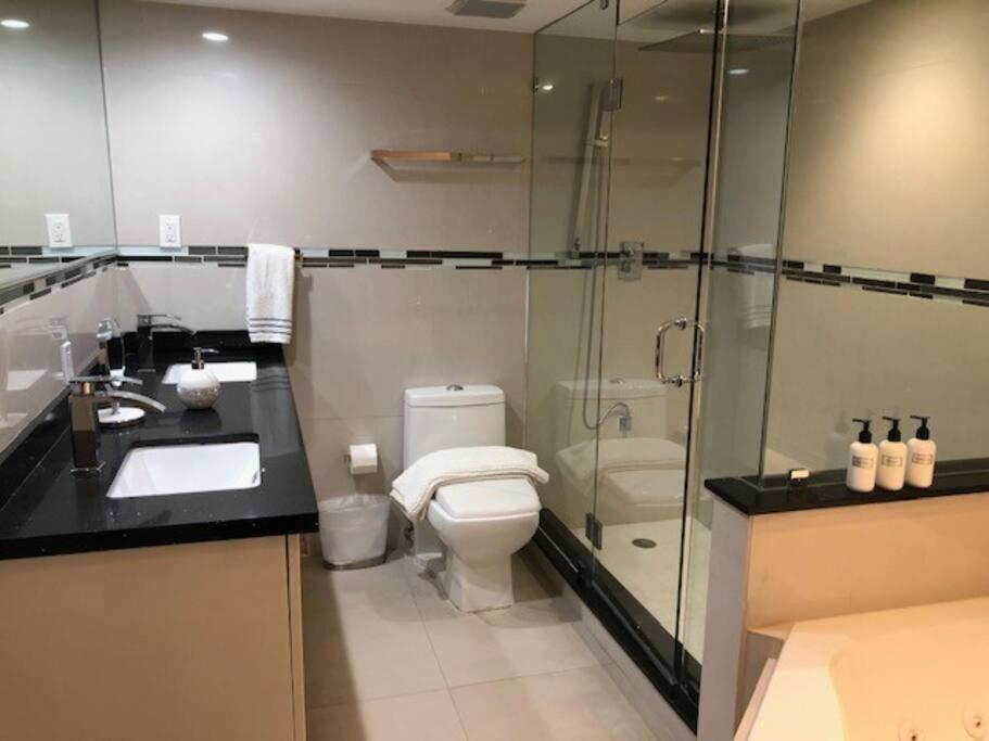 Ocean Front 2 Bedroom And 2 Bathroom At The Alexander Apartment Miami Beach