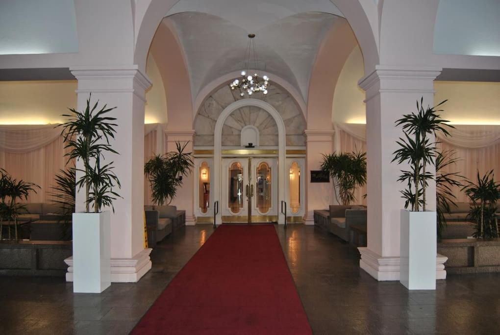 Apartment Ocean Front 2 Bedroom And 2 Bathroom At The Alexander Miami Beach
