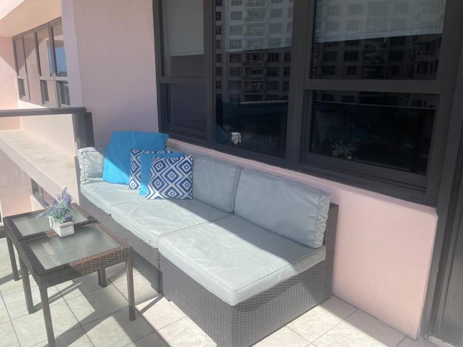 Ocean Front 2 Bedroom And 2 Bathroom At The Alexander * Miami Beach