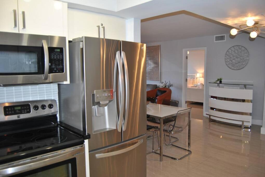 Apartment Ocean Front 2 Bedroom And 2 Bathroom At The Alexander Miami Beach