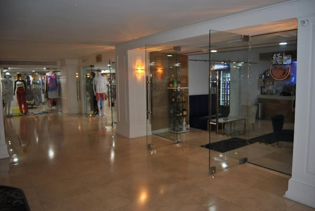 Apartment Ocean Front 2 Bedroom And 2 Bathroom At The Alexander Miami Beach