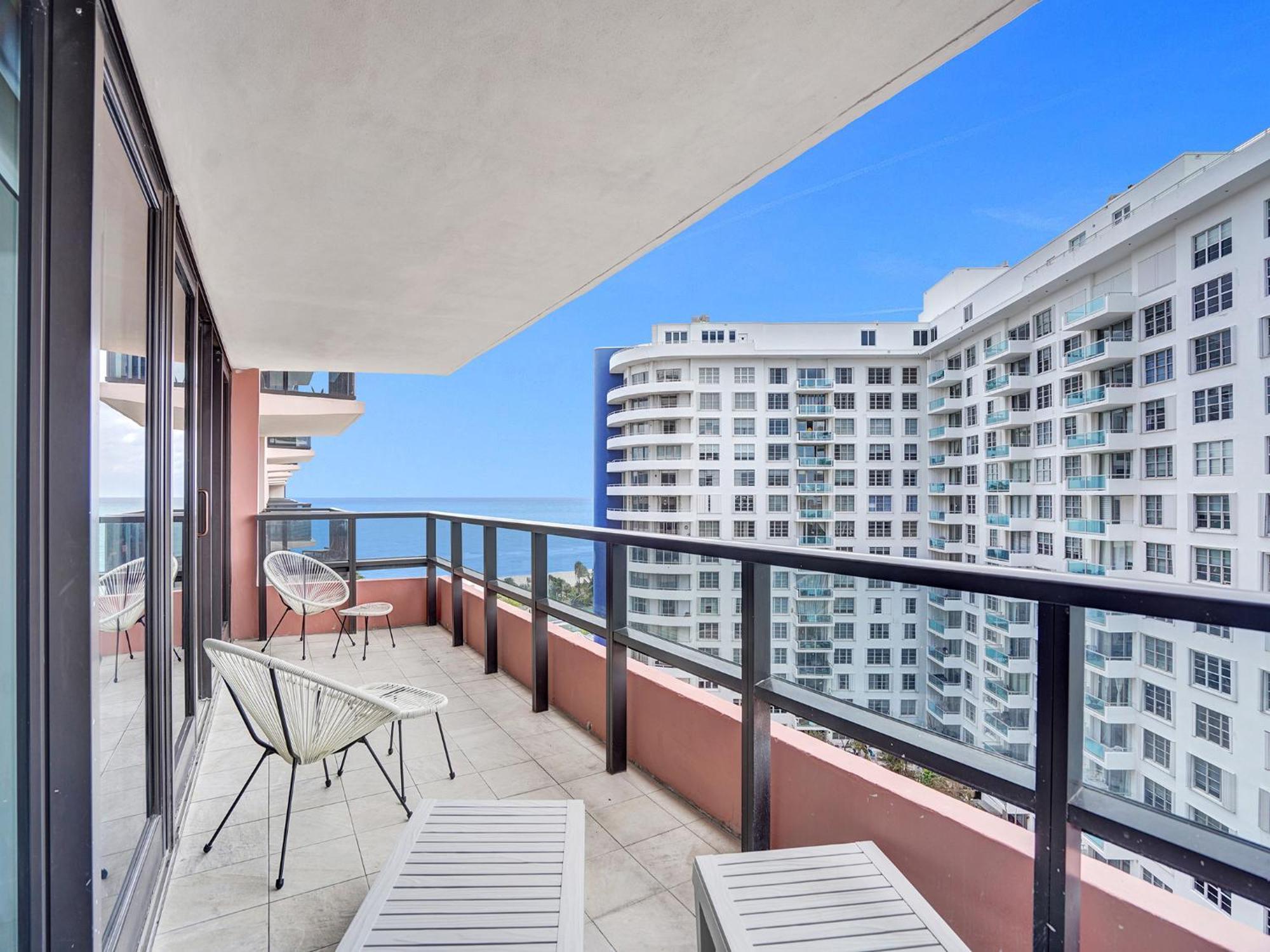 High Floor Miami Pool Service 1219
