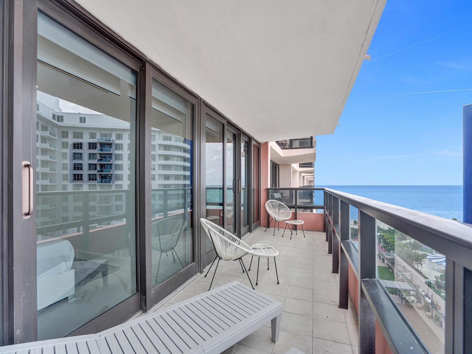 Apartment High Floor Miami Pool Service 1219 Miami Beach