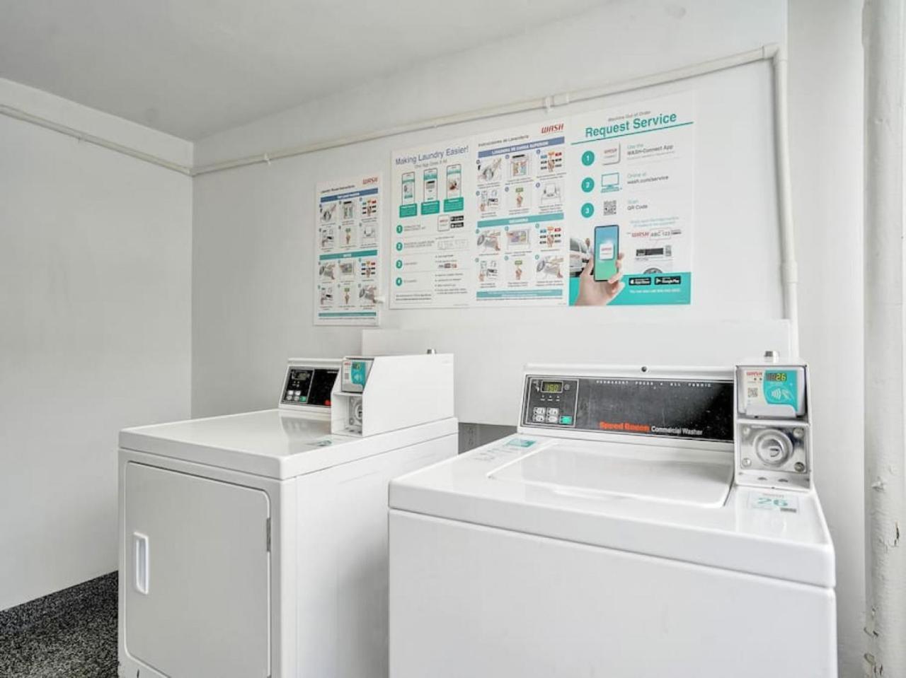 Apartment High Floor Miami Pool Service 1219 Miami Beach