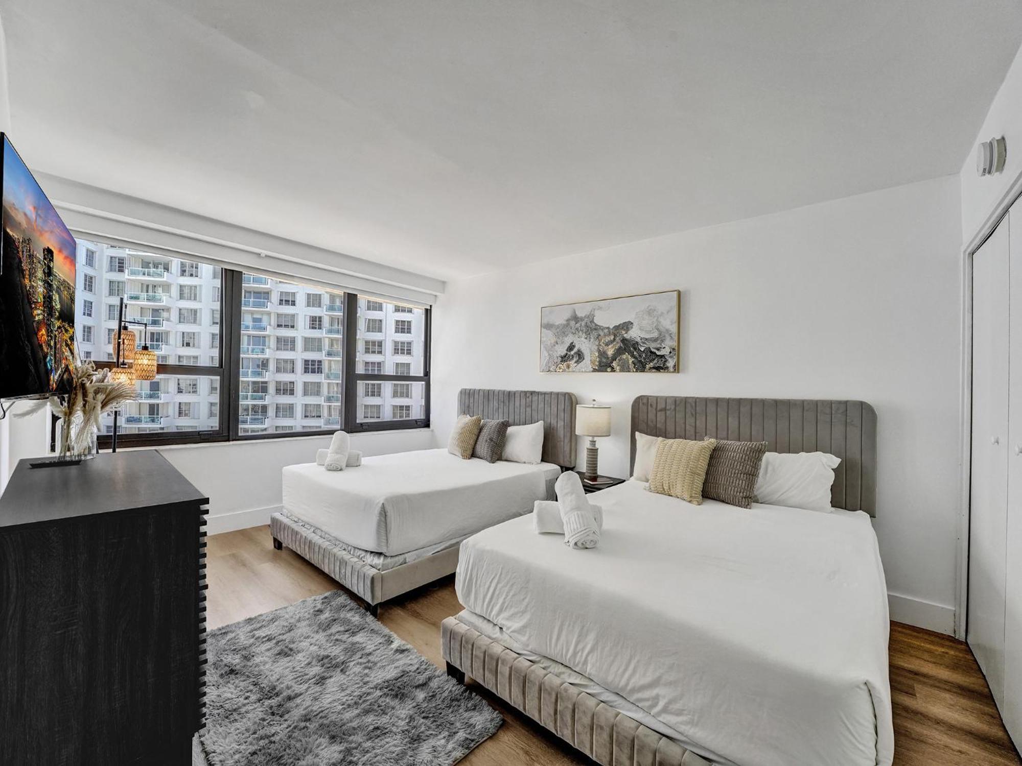 Ocean View 2 Bdrm 2 Ba 709 Apartment