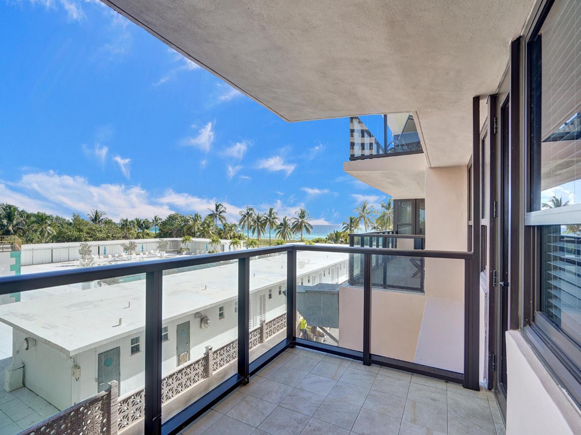 Cozy Beachfront 2 Bdr Miami 406 * Miami Beach