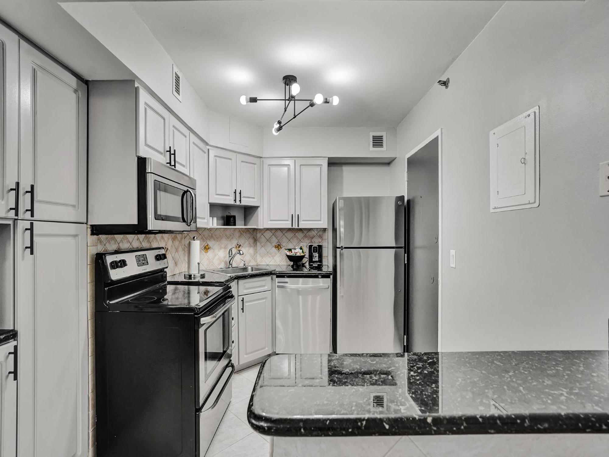 Cozy Beachfront 2 Bdr Miami 406 Miami Beach