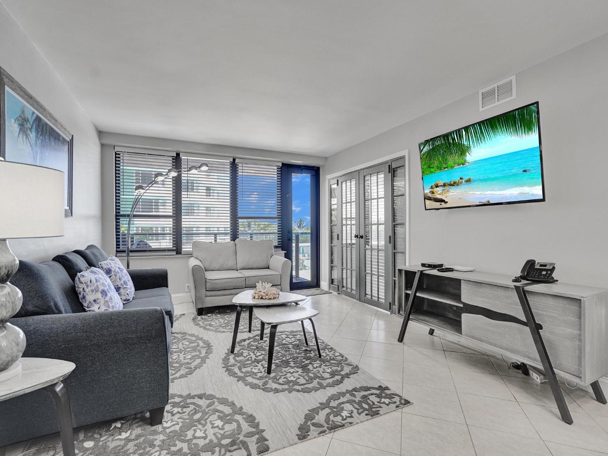 Cozy Beachfront 2 Bdr Miami 406 Apartment