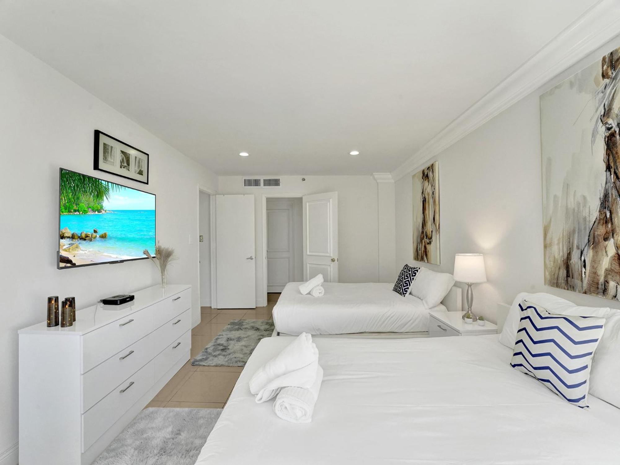 Cozy Miami Service 407 Apartment Miami Beach