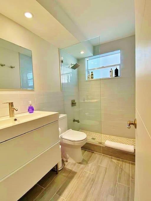 Block From One Bedroom With Parking Miami Beach