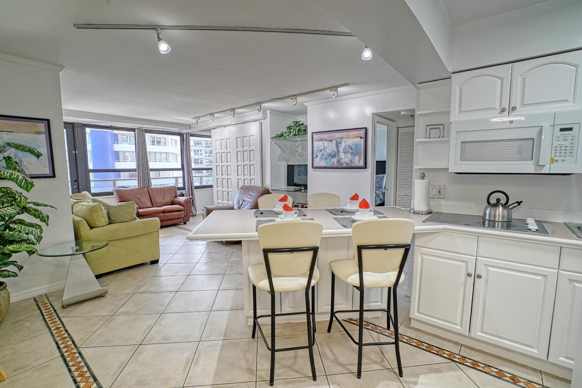 Oceanview On The 123 5* Miami Beach
