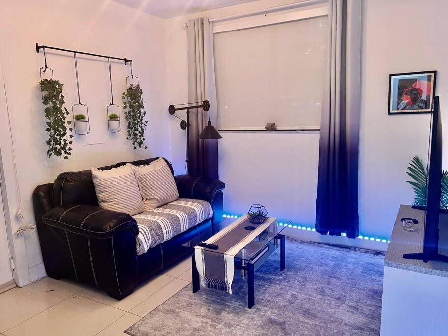 Beachside 1br Steps Away From Apartment