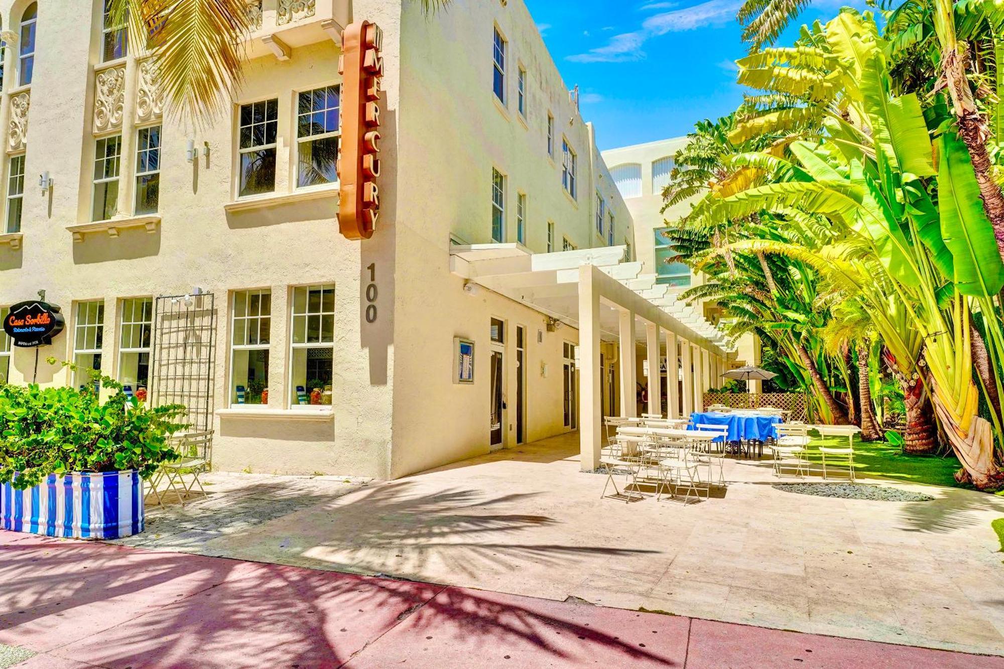 Aparthotel South Haven- Steps To The Beach- 1 King Bedroom 2 Beds 1 Bathroom