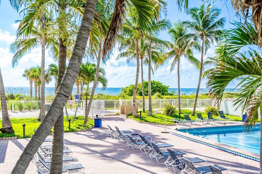 Apartment Ventur Loft 2-story Beachfront With Ocean Views Miami Beach