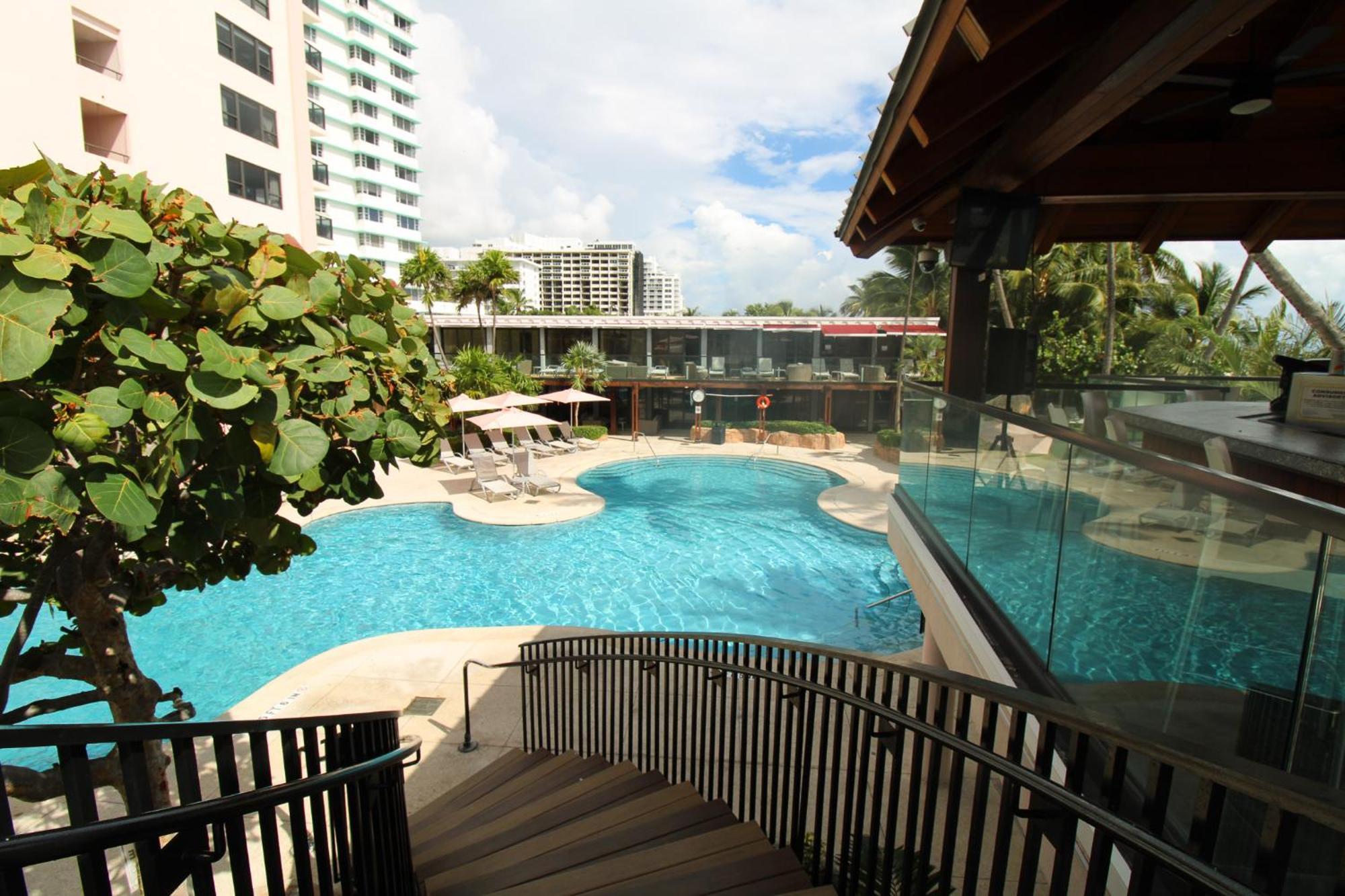 Holiday home Alexander 1211 Beachfront With Direct Access, 2 Pools, Sauna, Gym