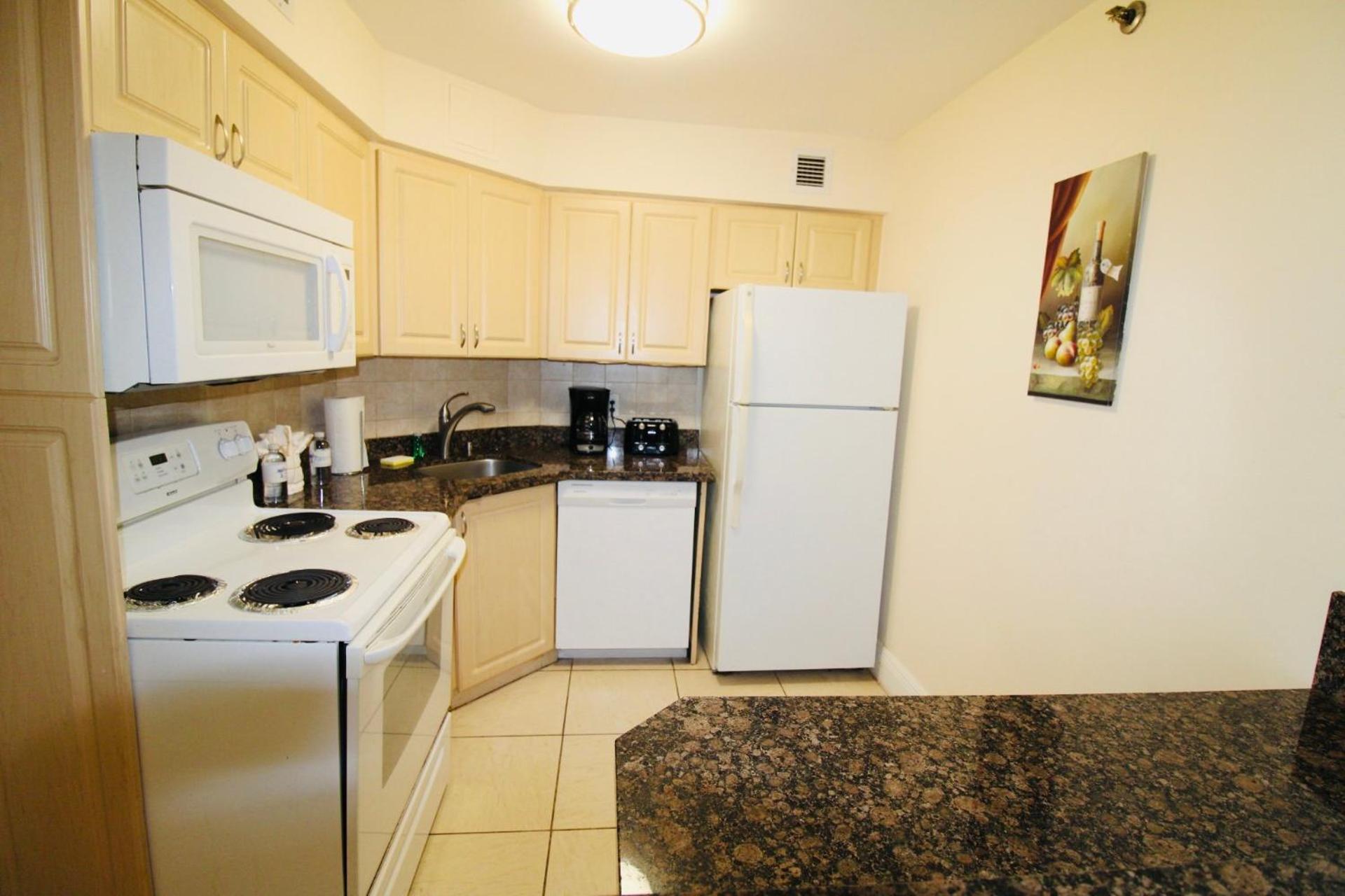 Alexander 1211 Beachfront With Direct Access, 2 Pools, Sauna, Gym Holiday home Miami Beach
