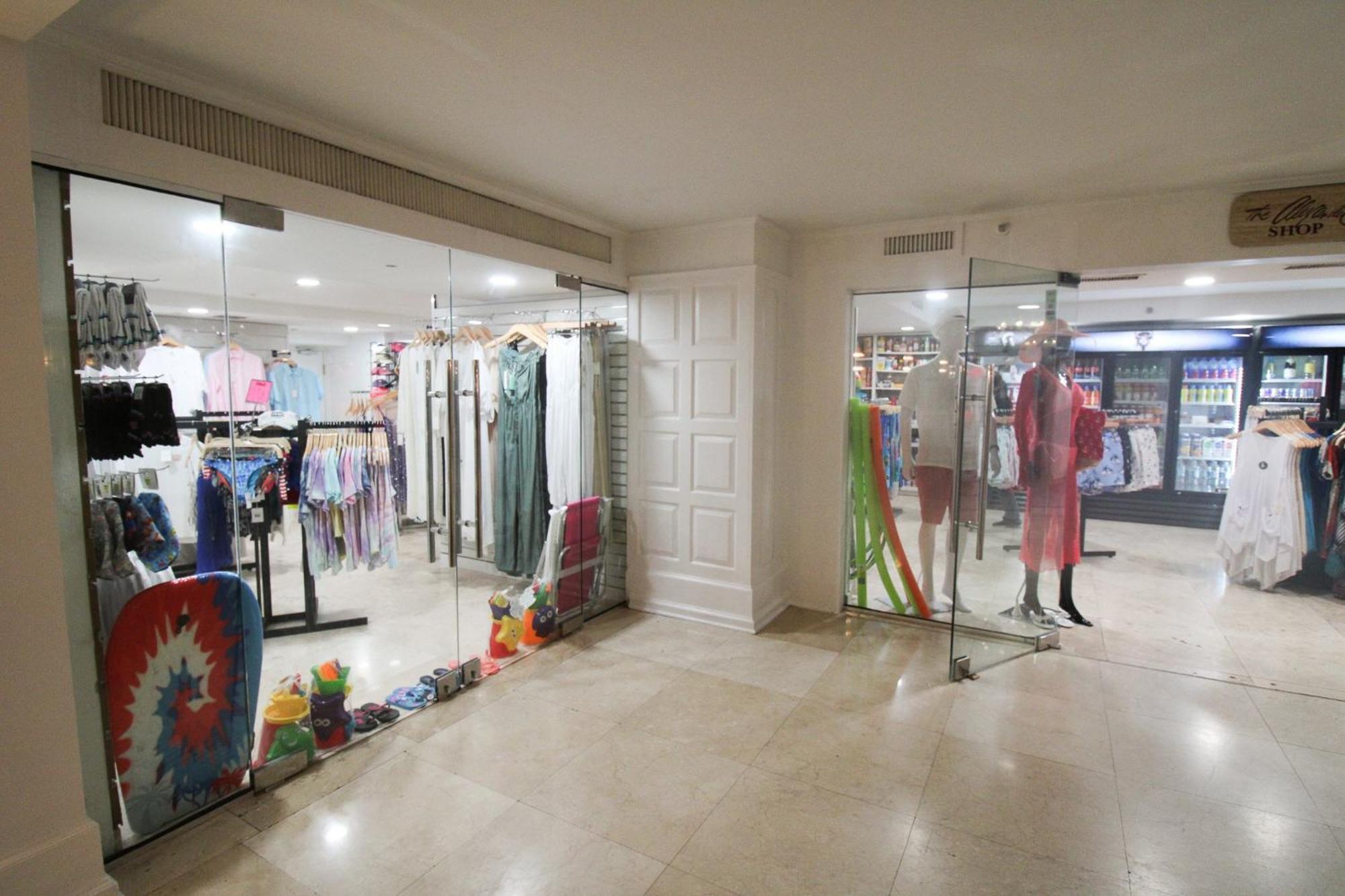 Alexander 1211 Beachfront With Direct Access, 2 Pools, Sauna, Gym Holiday home Miami Beach