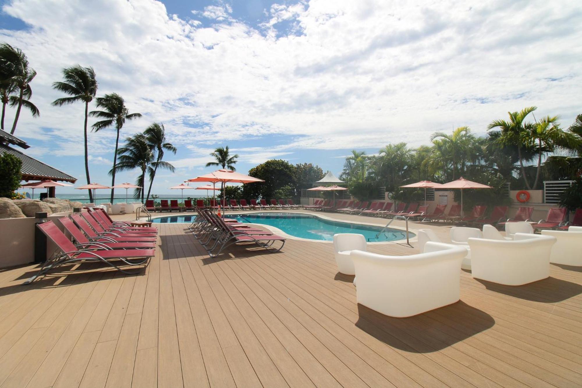 Holiday home Alexander 1211 Beachfront With Direct Access, 2 Pools, Sauna, Gym