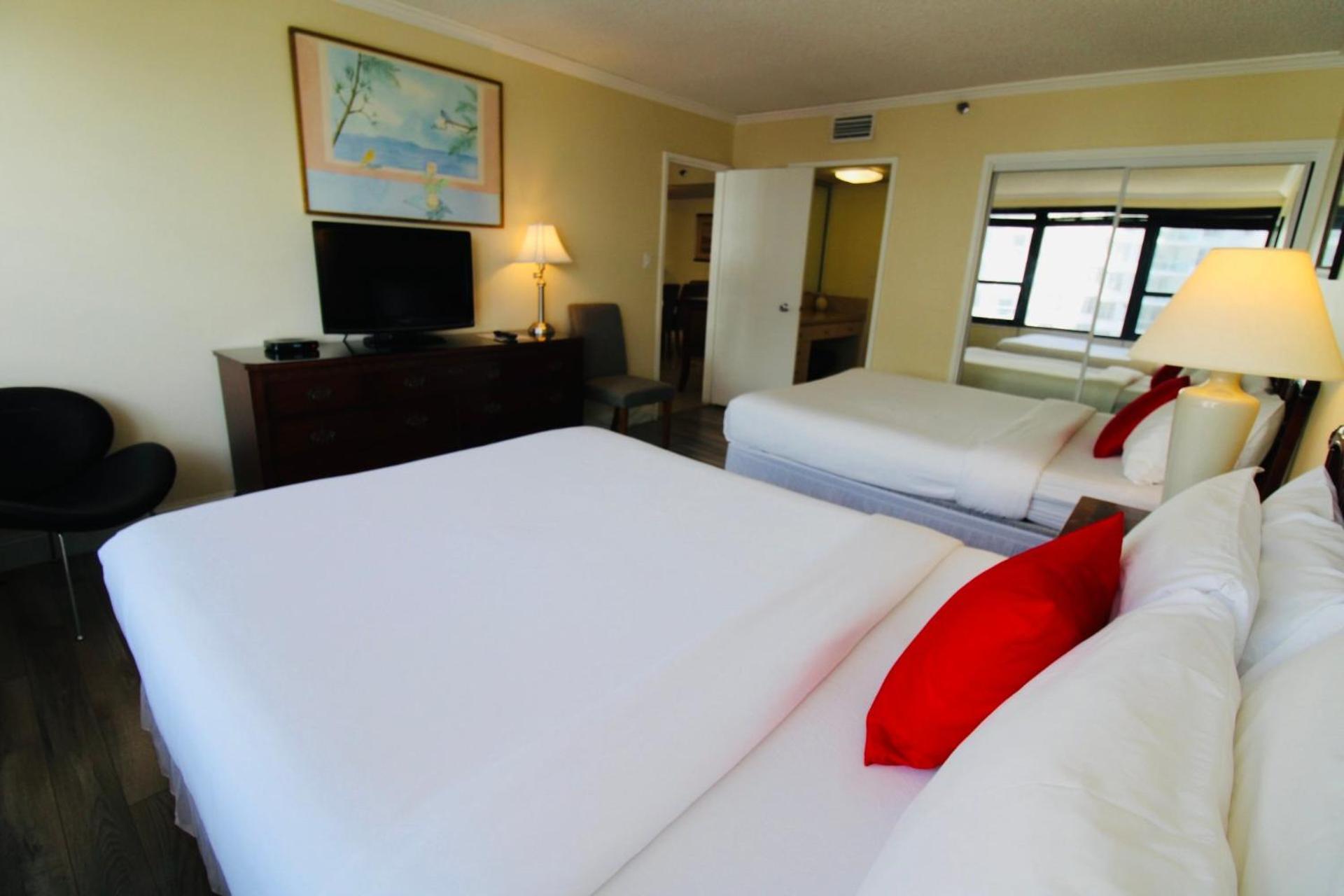Alexander 1211 Beachfront With Direct Access, 2 Pools, Sauna, Gym Holiday home Miami Beach