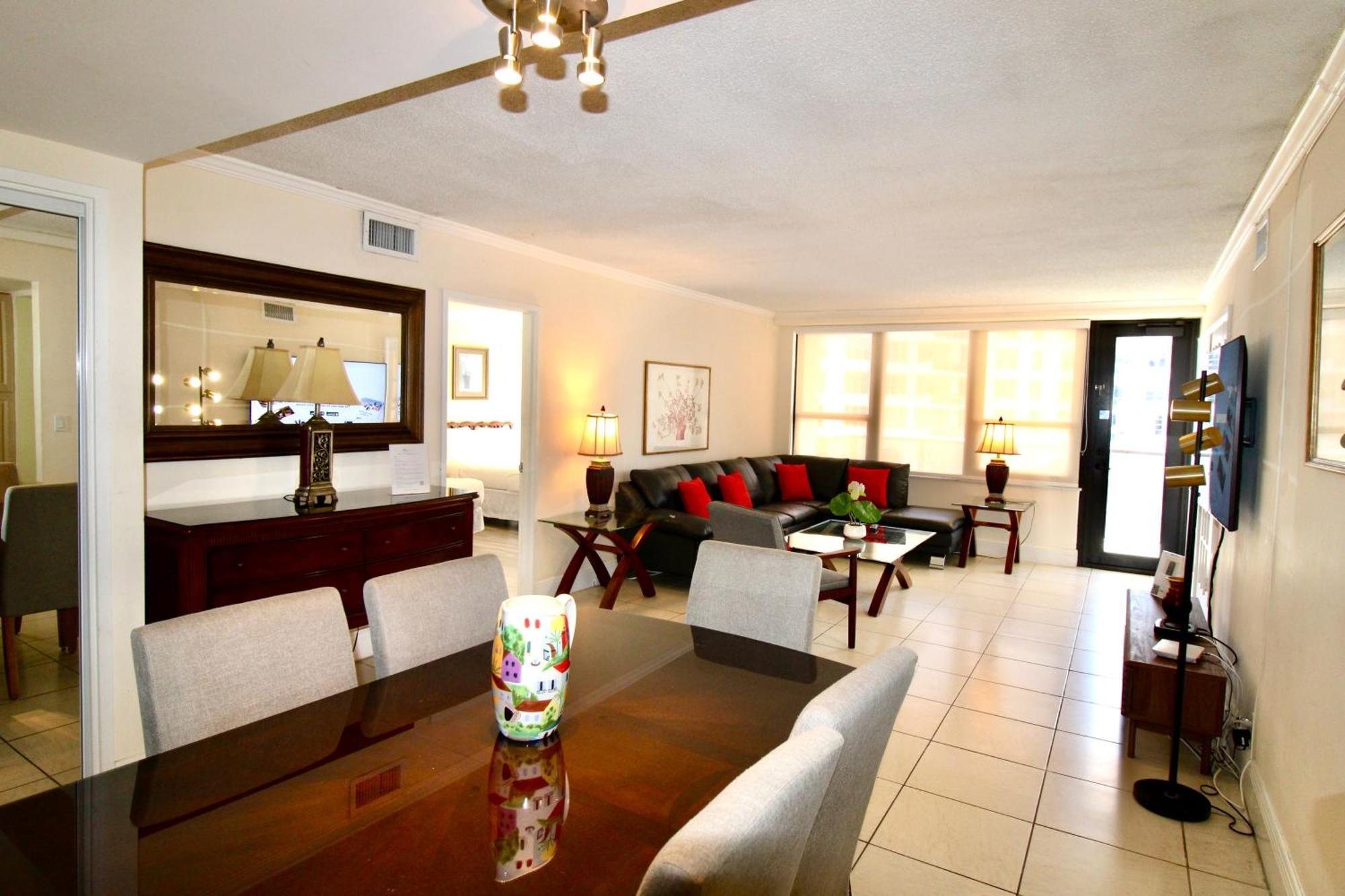 Alexander 1211 Beachfront With Direct Access, 2 Pools, Sauna, Gym Holiday home