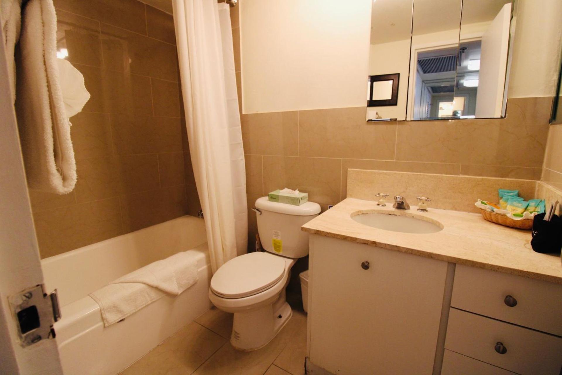 Holiday home Alexander 1211 Beachfront With Direct Access, 2 Pools, Sauna, Gym