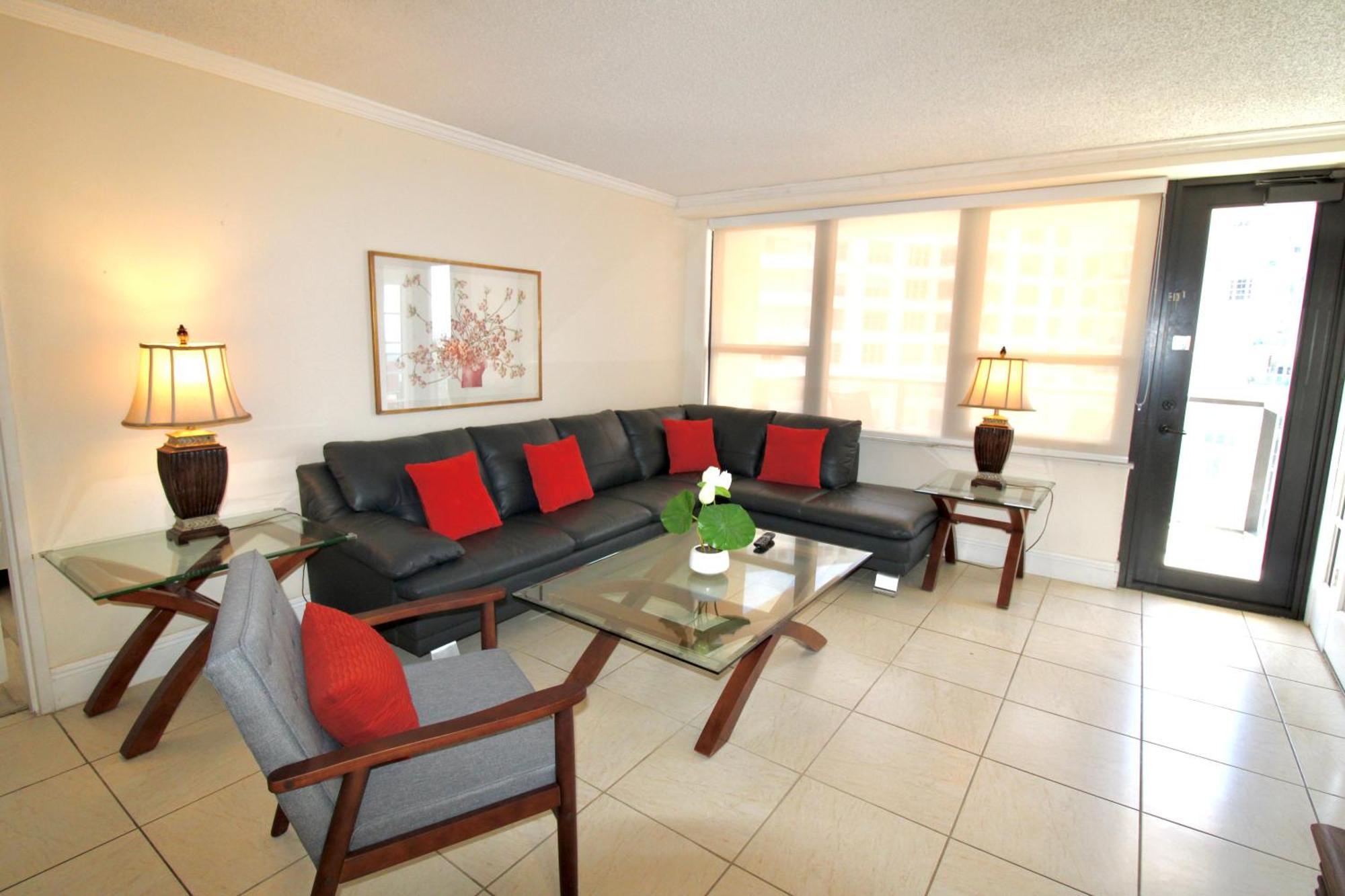 Alexander 1211 Beachfront With Direct Access, 2 Pools, Sauna, Gym Holiday home *