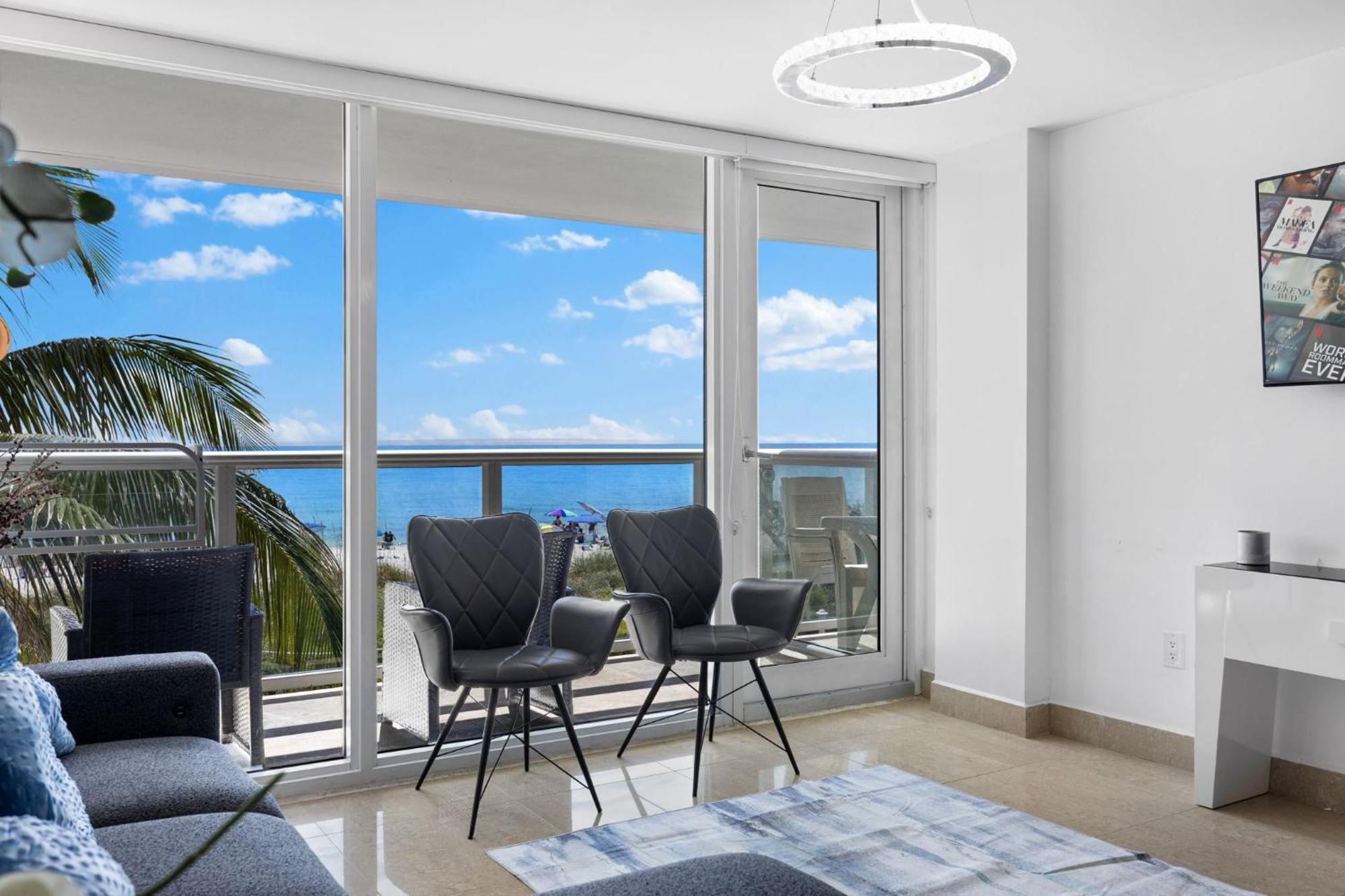 Miami Beachfront Oasis With Stunning Ocean Views Apartment *