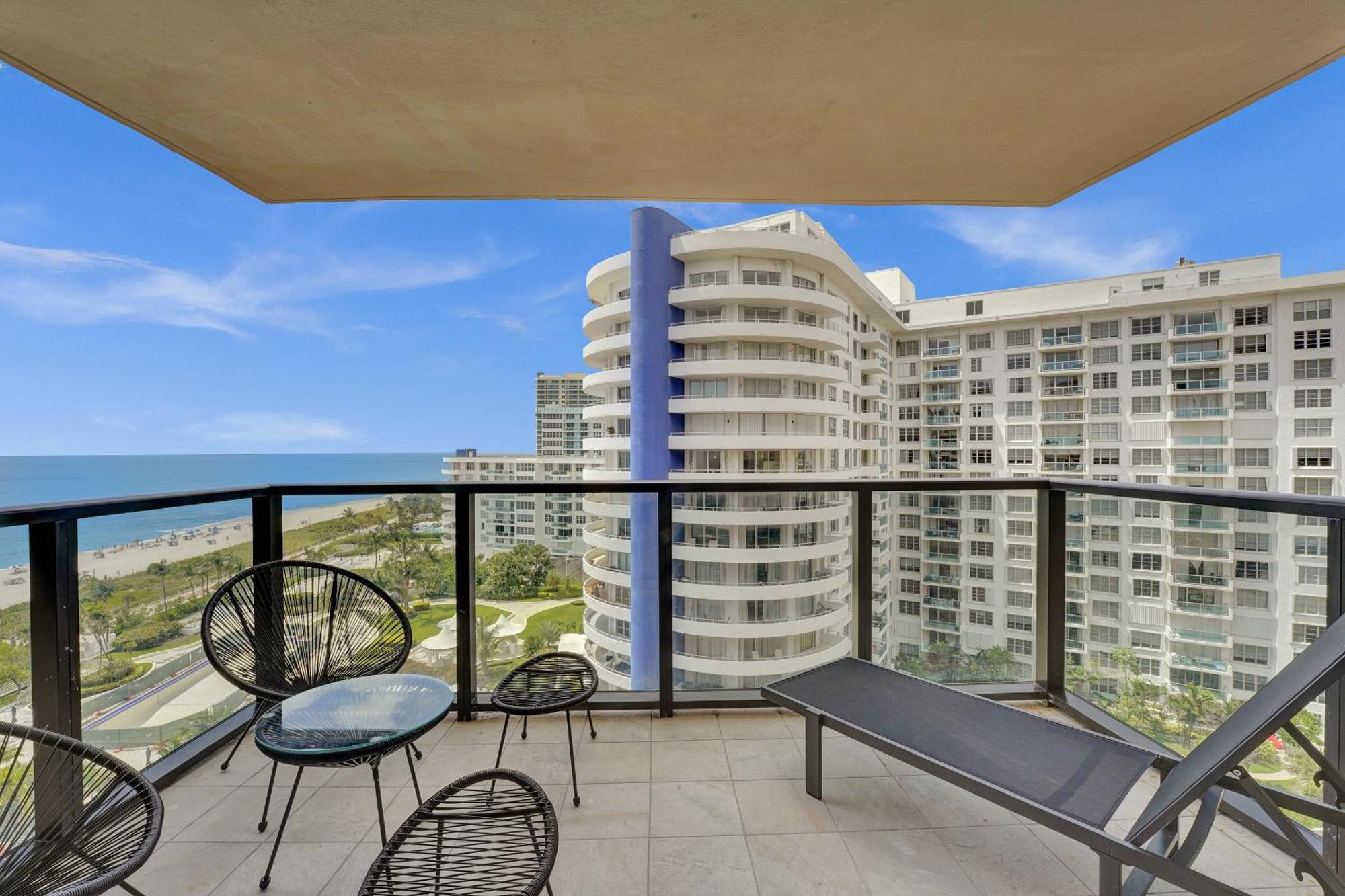 Apartment Stunning Ocean View Retreat 1205 *