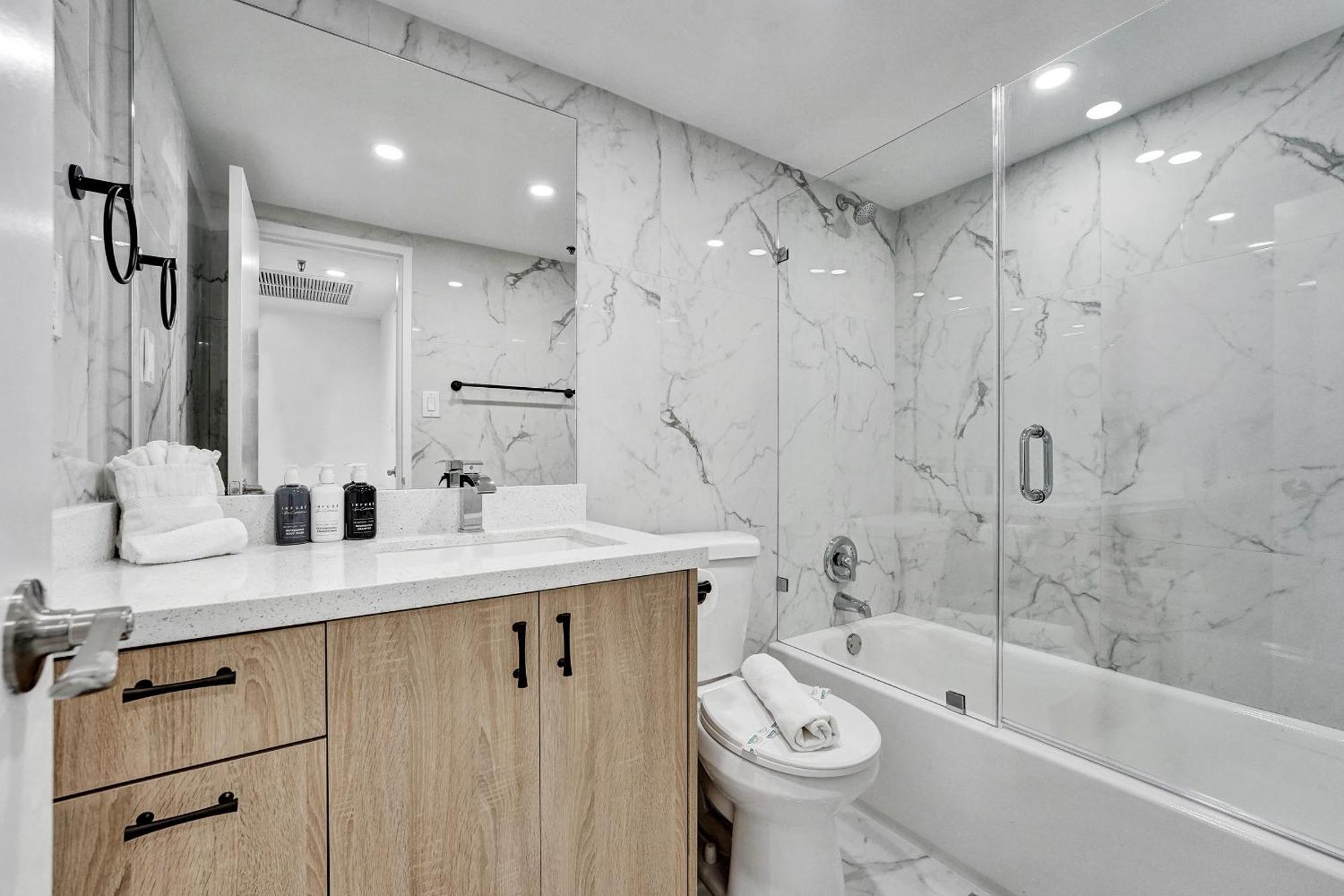 Stunning Ocean View Retreat 1205