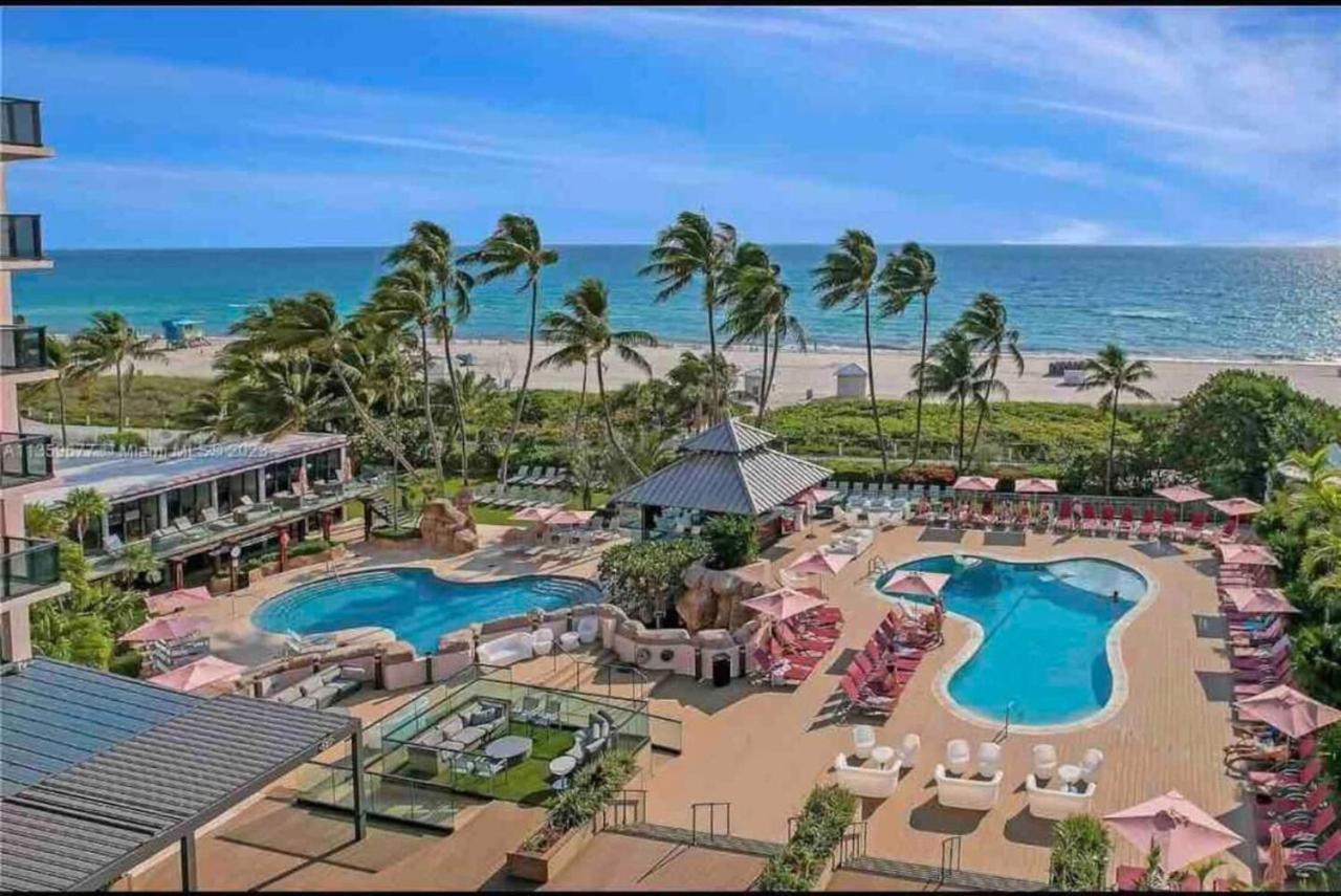 Apartment 44 Access And Private Pool