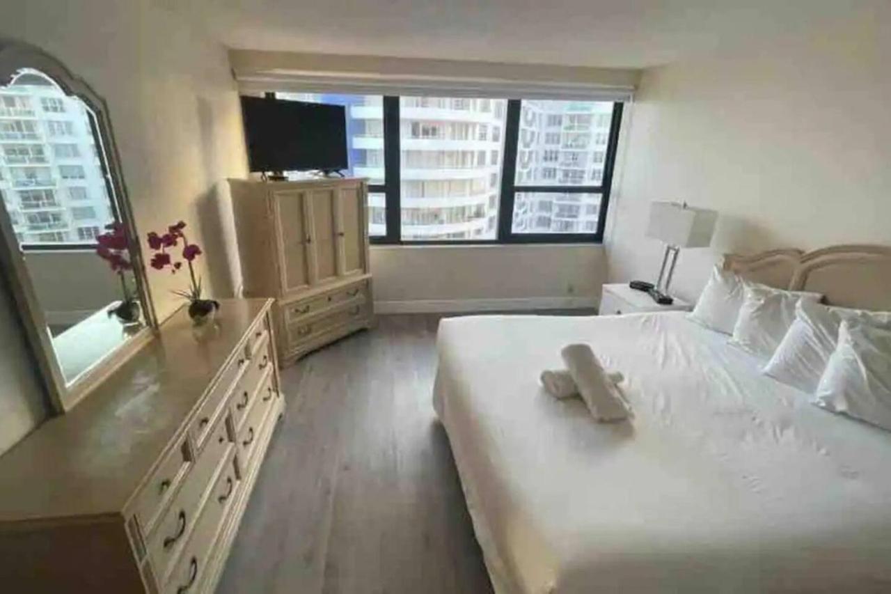 Apartment 44 Access And Private Pool Miami Beach