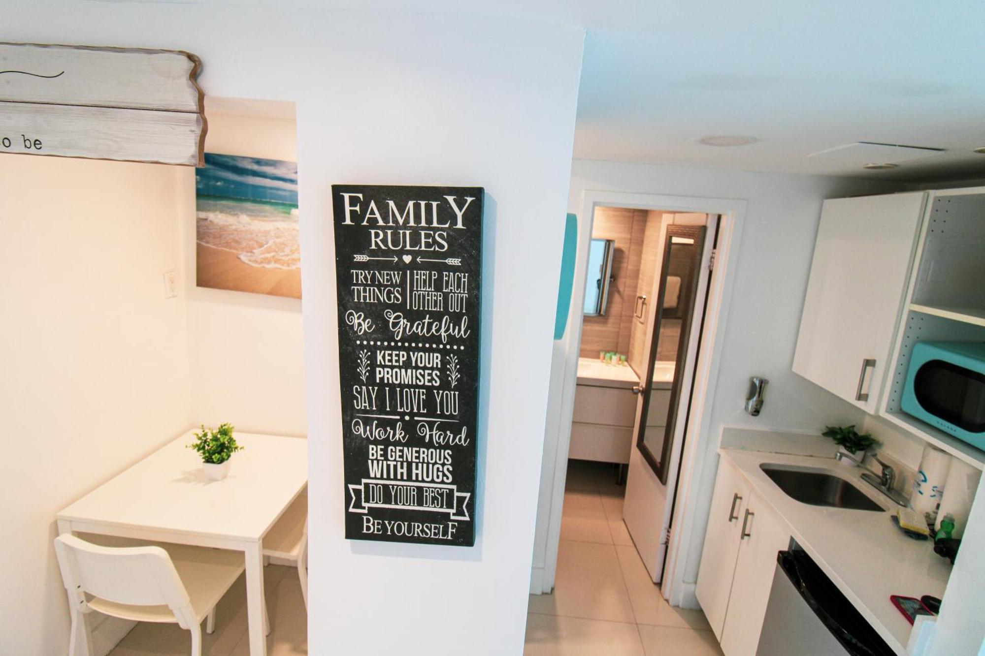 Castle 401 Oceanfront With Pool, Tennis, Access And Free Parking