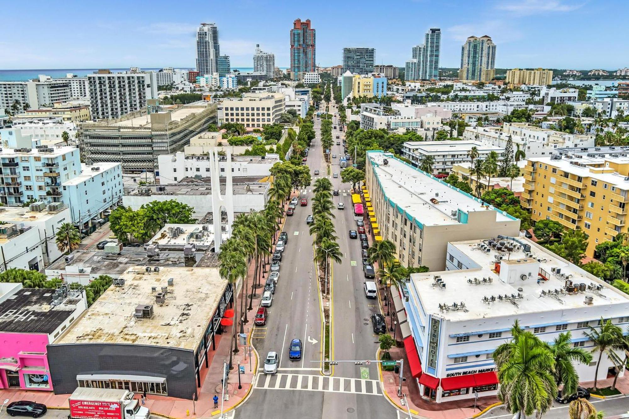 1 Bedroom In The Location In South ! * Miami Beach