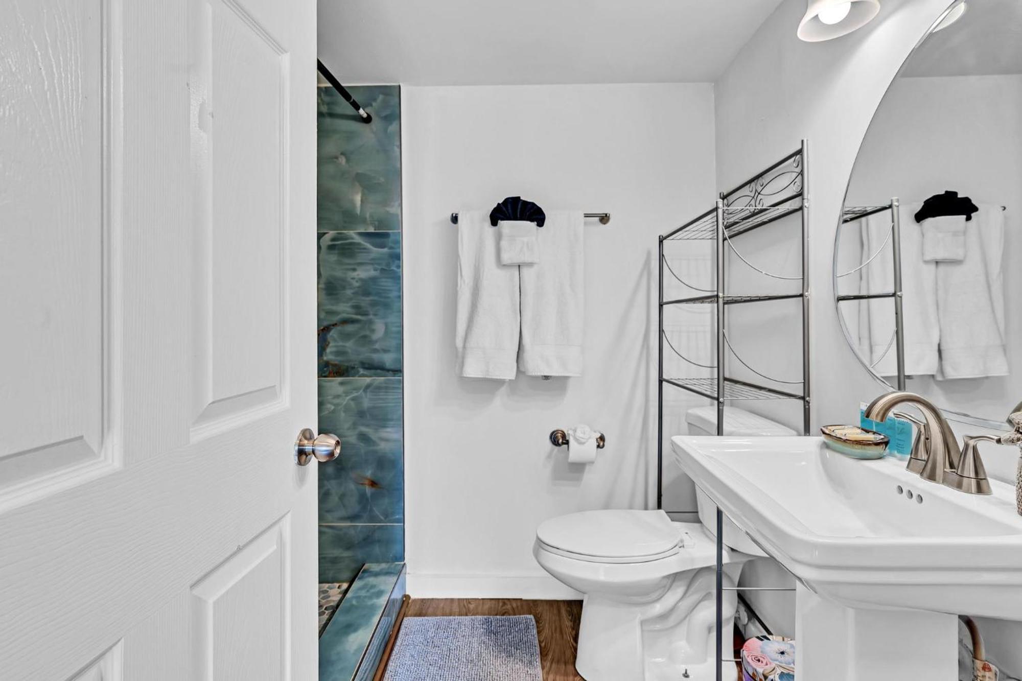 1 Bedroom In The Location In South ! Apartment *