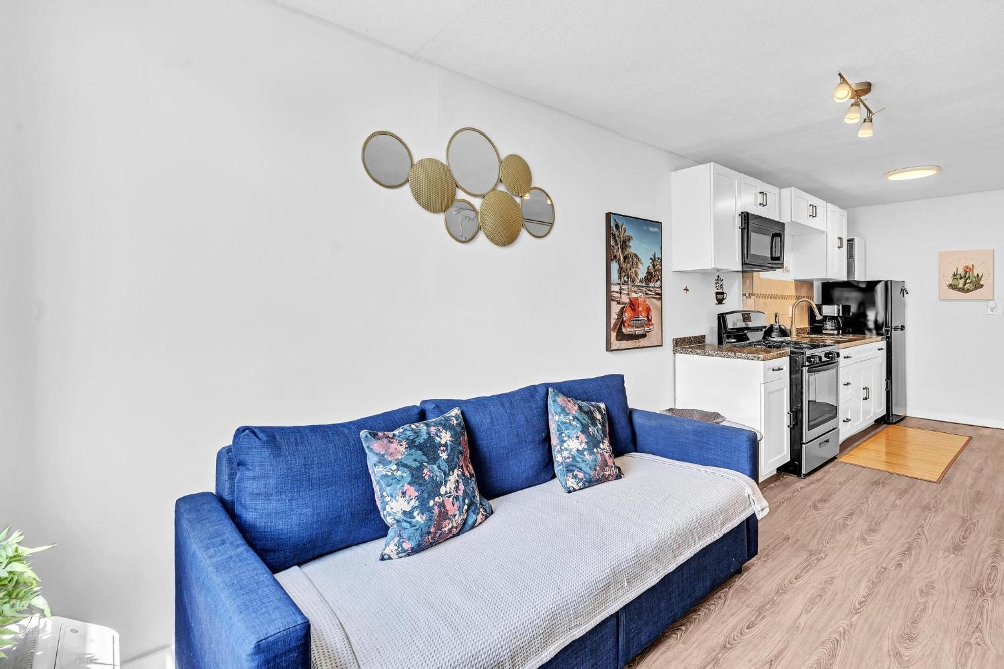 Apartment 1 Bedroom In The Location In South ! Miami Beach