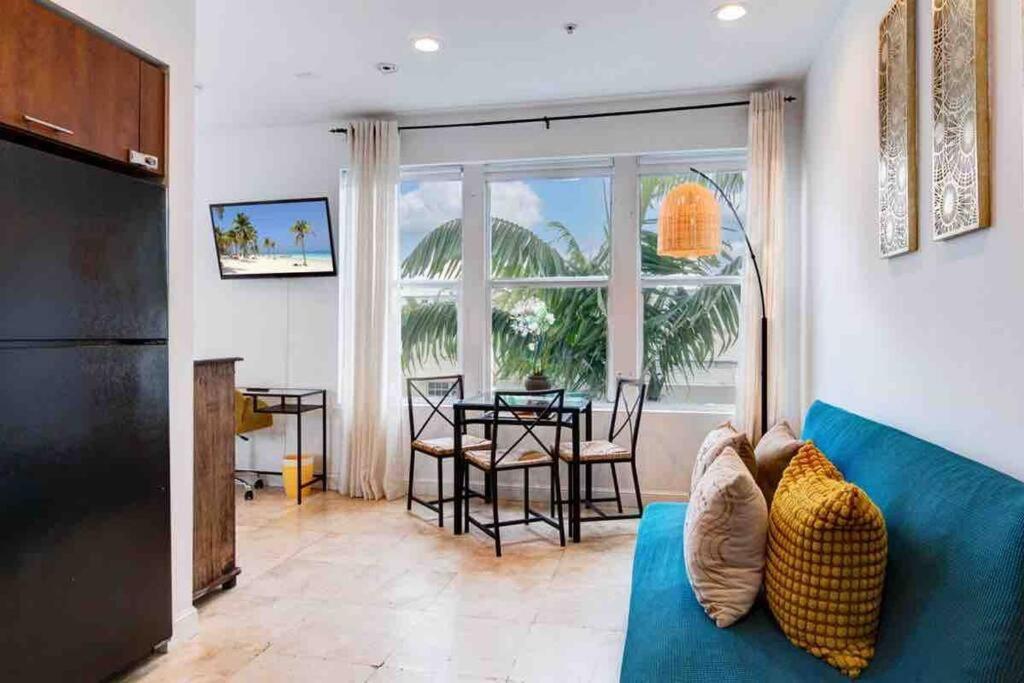 Apartment S Spot Heated Pool 2blocks To Bbq Miami Beach
