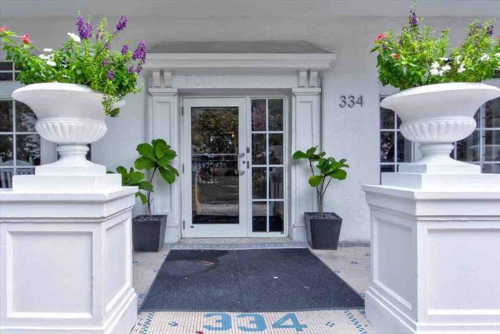 Apartment S Spot Heated Pool 2blocks To Bbq Miami Beach