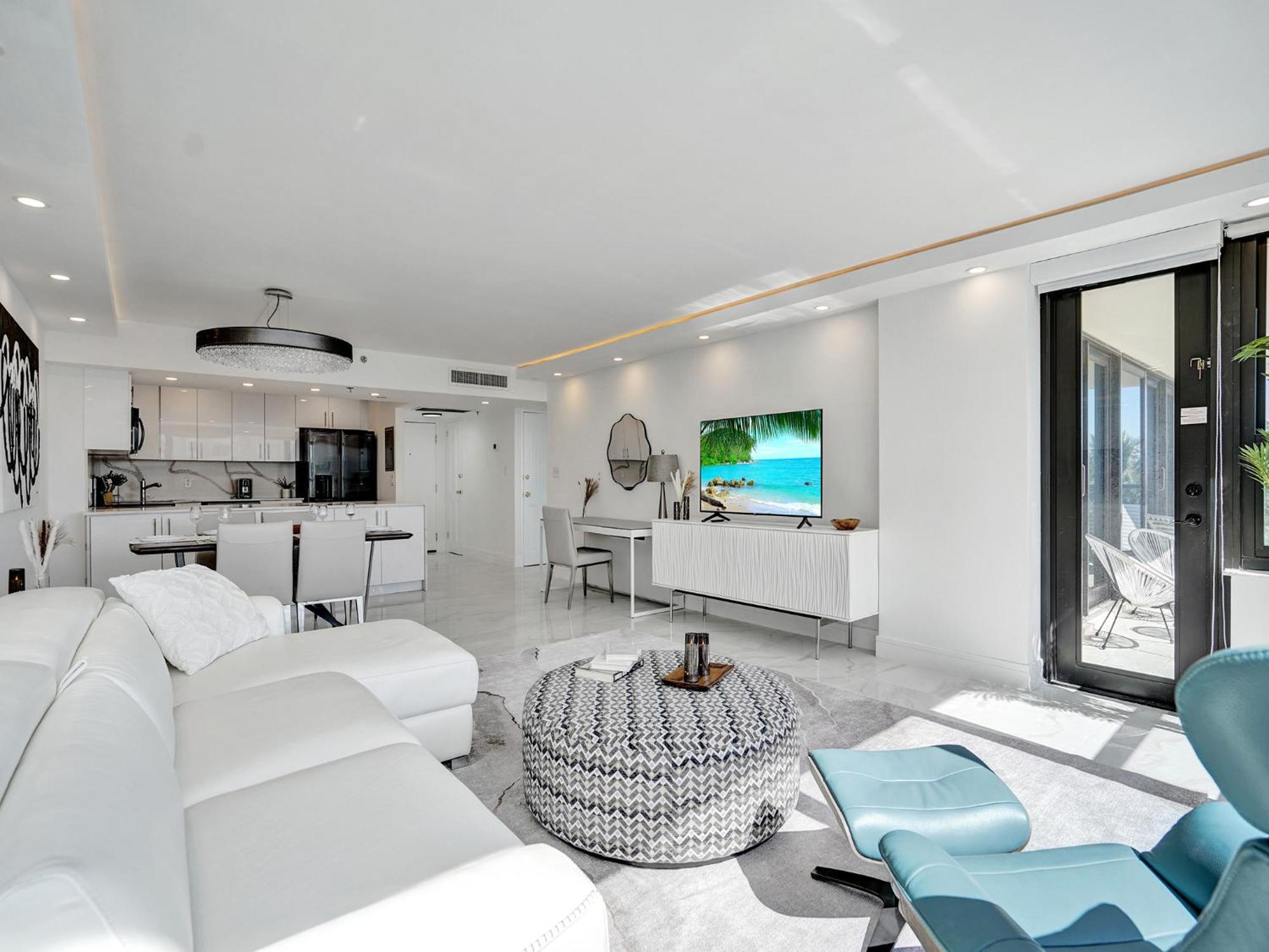 Luxury Oceanfront Magnificent Views 701 Apartment *