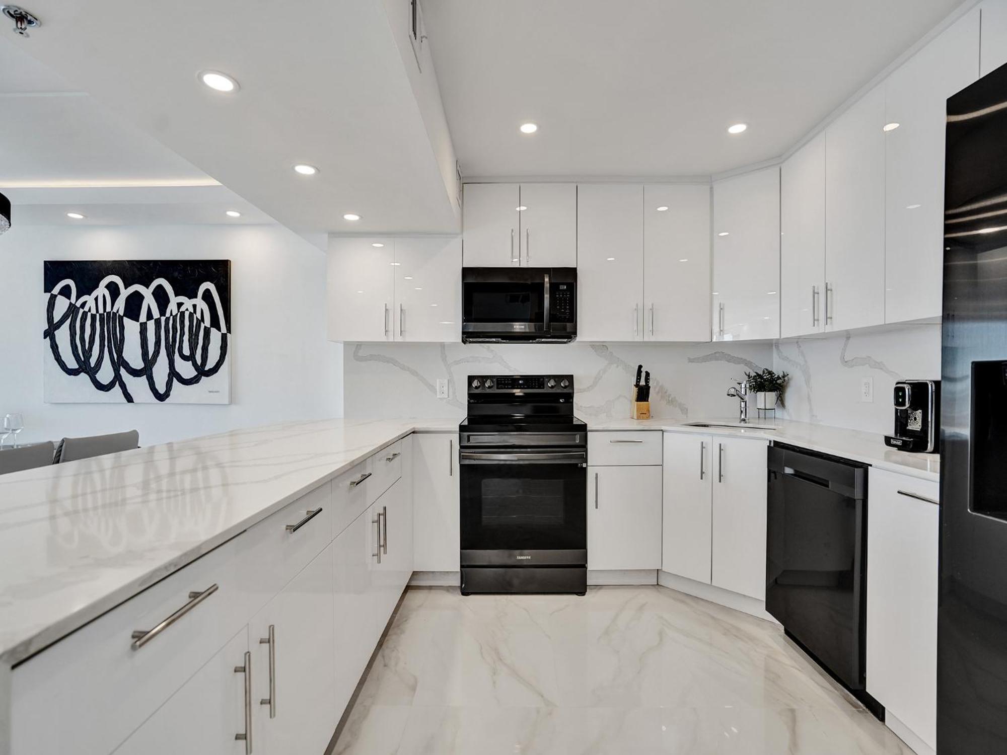 Luxury Oceanfront Magnificent Views 701 Miami Beach