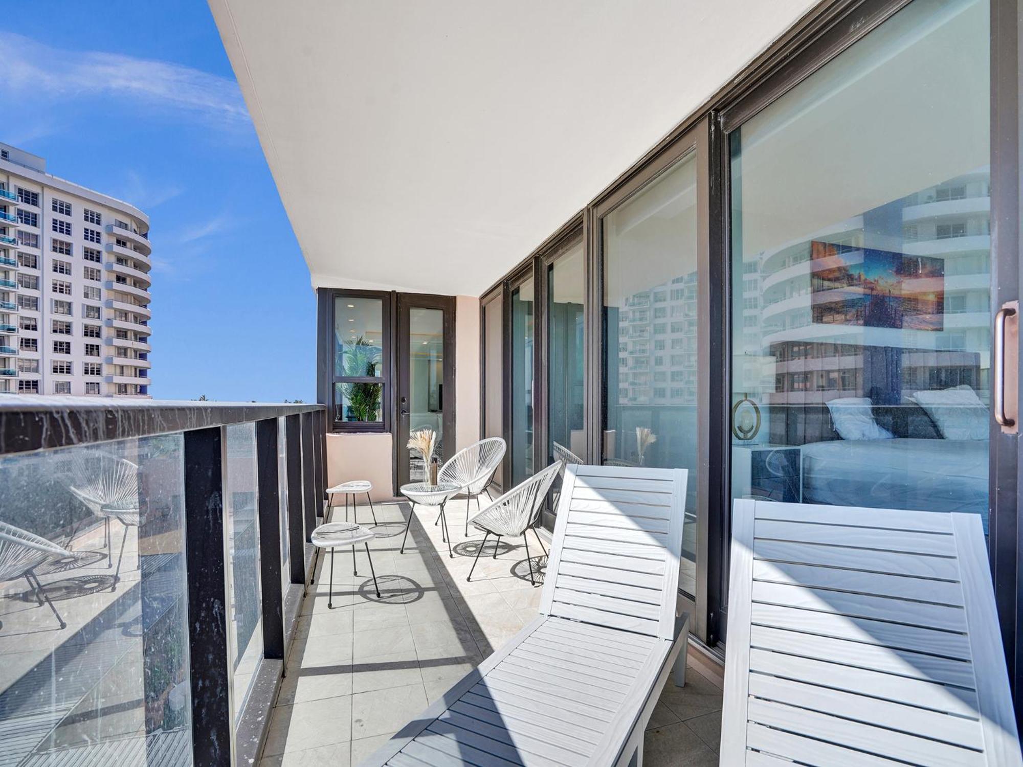 Luxury Oceanfront Magnificent Views 701