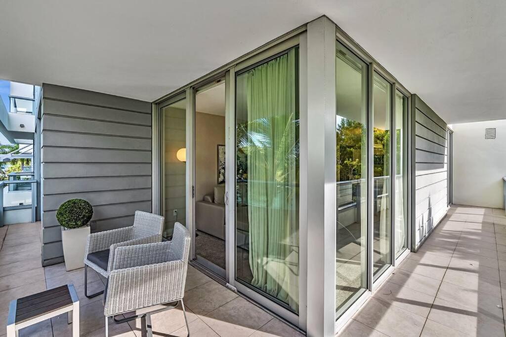 King Balcony Water Views-hosted By Sweetstay Apartment