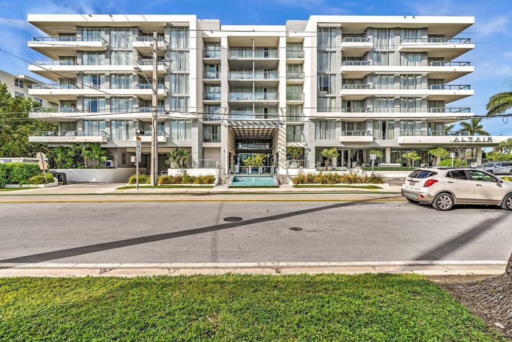 King Balcony Water Views-hosted By Sweetstay Miami Beach