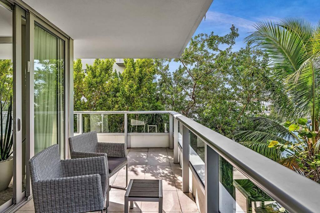 King Balcony Water Views-hosted By Sweetstay Apartment Miami Beach