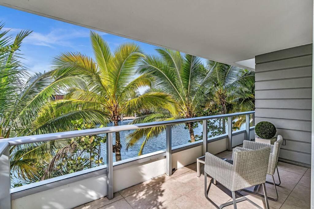 King Balcony Water Views-hosted By Sweetstay Apartment Miami Beach